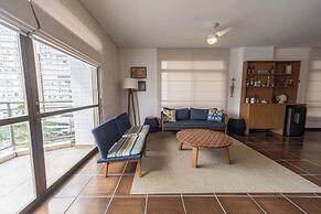 Apto Pet Friendly Beira Mar com Vista e Garagem