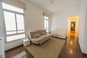 Apto Pet Friendly Beira Mar com Vista e Garagem