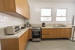 Apto Pet Friendly Beira Mar com Vista e Garagem
