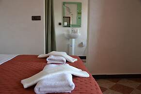 La Belle Vue Guest House