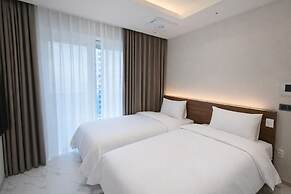 Magnum Nampo Hotel