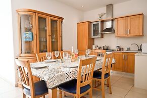 Il-qastna Holiday House-zejtun