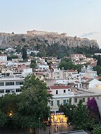 Iliotropio Athens, Thisio