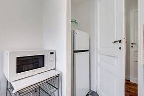 Elegant 3-Bedroom Apt in Piazza Mazzini