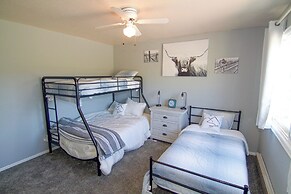 Fish Hatchery Ranch w/ Furnished Patio