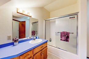 4BR Oceanfront Oasis w/ Patio, Views & Games