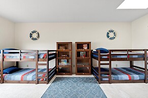 4BR Oceanfront Oasis w/ Patio, Views & Games