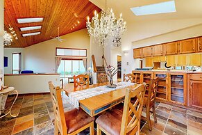 4BR Oceanfront Oasis w/ Patio, Views & Games