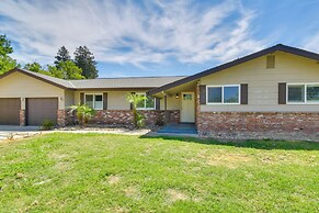 2 Mi to UC Merced: Modern Home w/ Private Yard