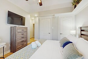 Pool & Outdoor Bar! Spacious Getaway in Sachse