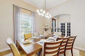 Pool & Outdoor Bar! Spacious Getaway in Sachse