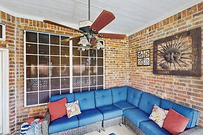 Pool & Outdoor Bar! Spacious Getaway in Sachse
