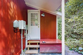 1 BR Tiny House, Window AC, Bbq, Fire Pit, W & D