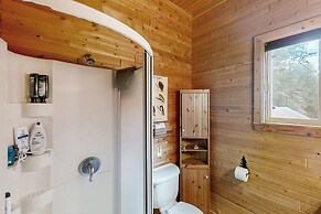 Lakefront Home W & Dock & Kayaks