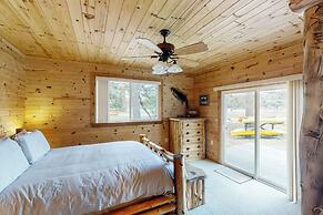Lakefront Home W & Dock & Kayaks