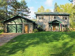 Lakefront Home W & Dock & Kayaks