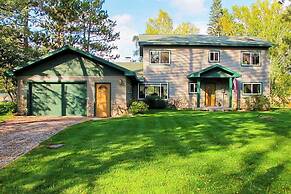 Lakefront Home W & Dock & Kayaks
