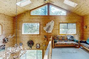Lakefront Home W & Dock & Kayaks