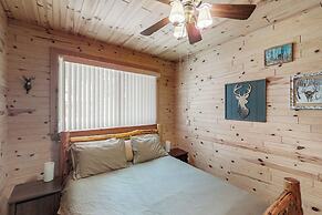 Lakefront Home W & Dock & Kayaks