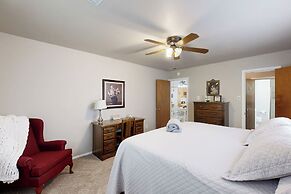 Single Story 4BR w/ Patio, Central AC, W & D