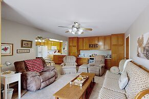 Single Story 4BR w/ Patio, Central AC, W & D