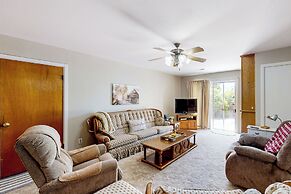 Single Story 4BR w/ Patio, Central AC, W & D