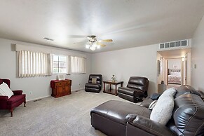 Single Story 4BR w/ Patio, Central AC, W & D