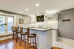 Great for Groups: Home 3 Mi to Dtwn Springfield!