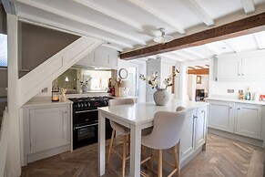 Rainbow Cottage