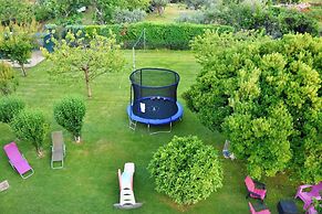 Apartment With Terrace and Garden Access