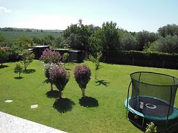 Apartment With Terrace and Garden Access