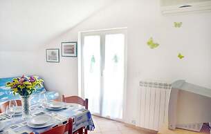 Apartment With Terrace and Garden Access