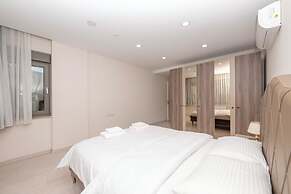 Gurcuoglu Homes