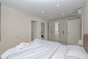 Gurcuoglu Homes