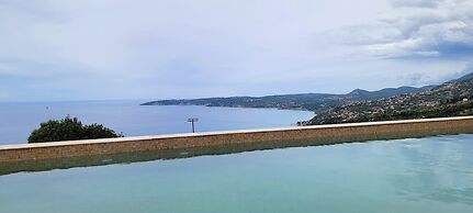 Lorraine's Cottage Style Studios