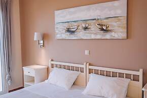 Lorraine's Cottage Style Studios