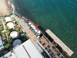 Lamoya Suites