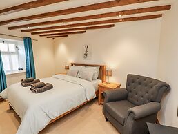 Chestnut Barn