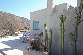 Villa Pegasus - Allparos Villas for 4-6