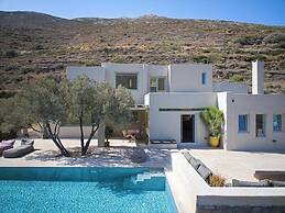 Villa Pegasus - Allparos Villas for 4-6