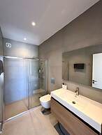 Villa & House Theasis