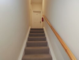 Flat 6