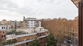 Rental in Rome Giulio Cesare Penthouse