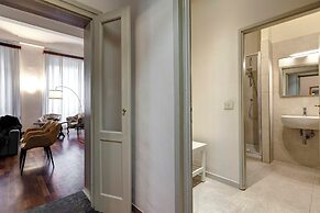Pergola Apartment by Mamo Florence
