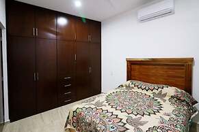 Reginas Apartments