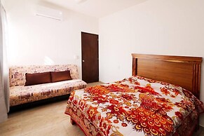 Reginas Apartments
