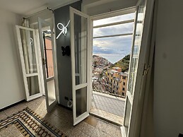 The Manarola Sea View
