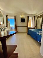 The Manarola Sea View