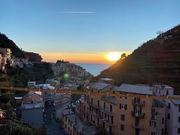 The Manarola Sea View