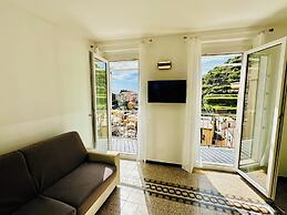 The Manarola Sea View